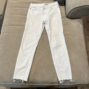 Judy blue white skinny’s. Size 3/26